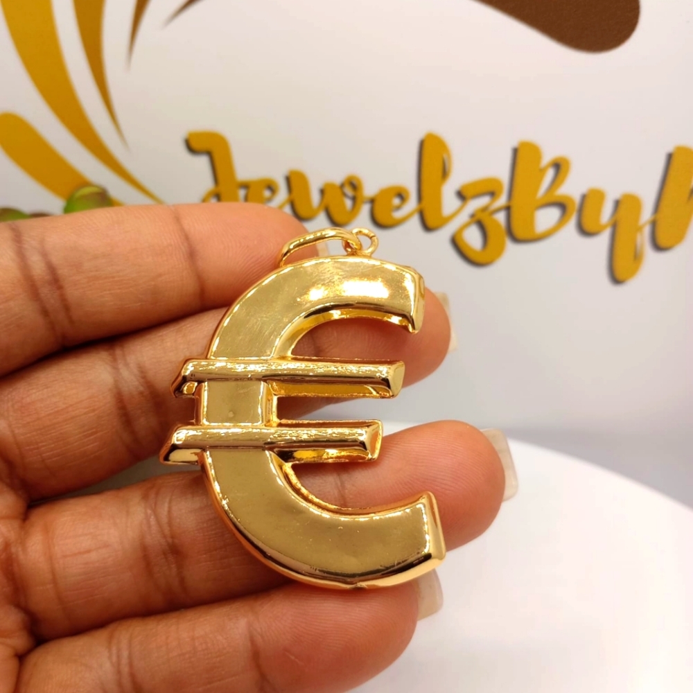 Italian gold plated Bold Pendant